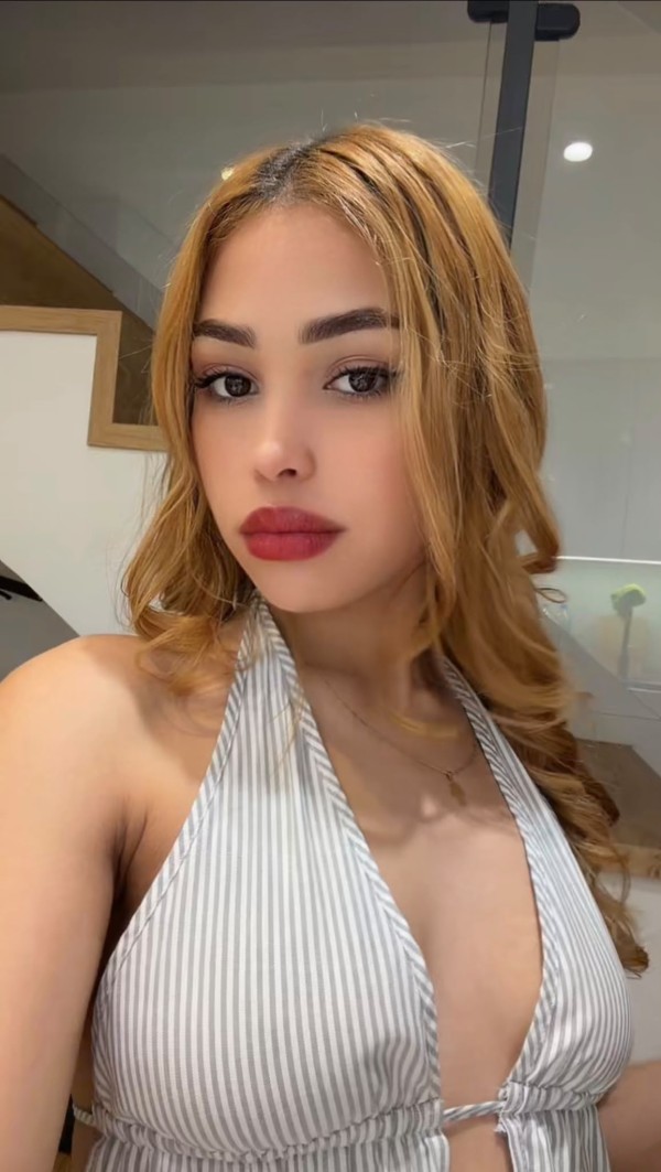 ARDIENTE SENSUAL ESCORT CACHONDA NOVEDAD