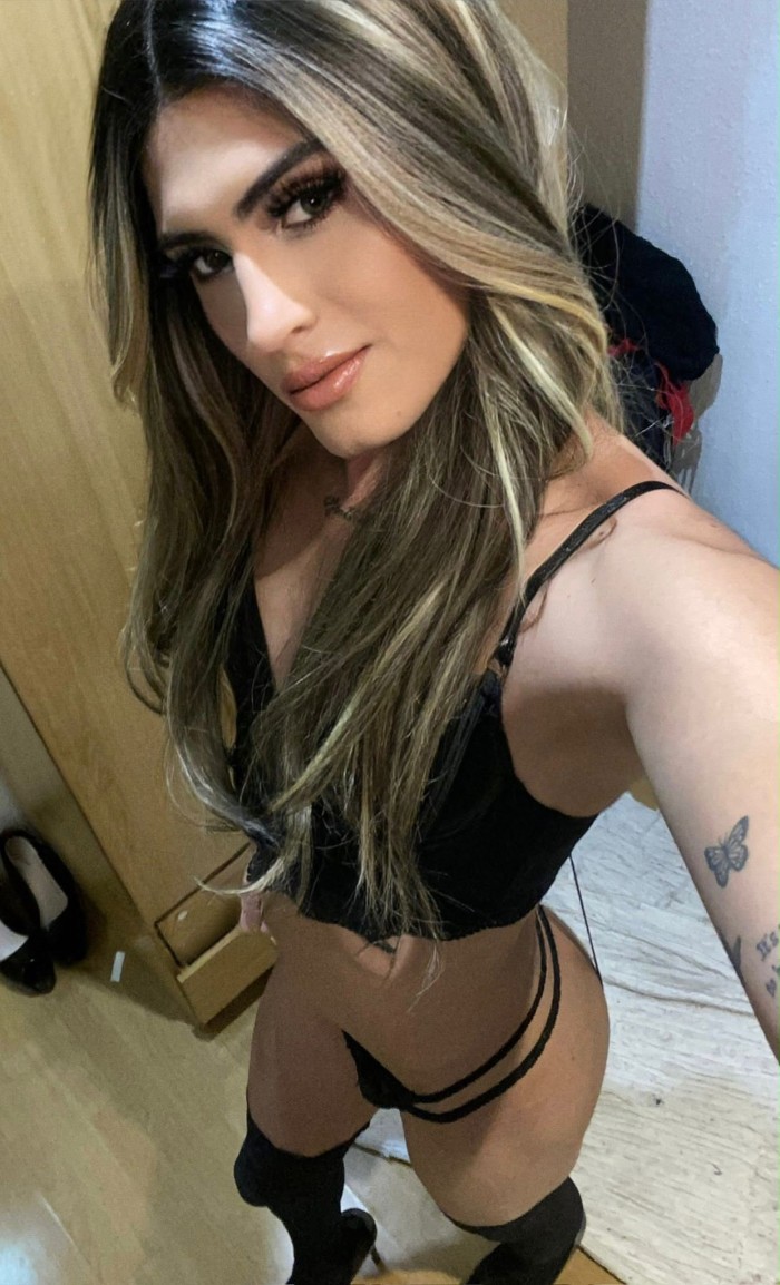 AINARA CHICA TRANS EN TU CIUDAD