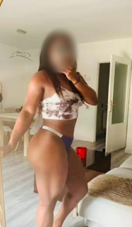 AUTÉNTICA SEXY DESCOMPLICADA FIESTERA!