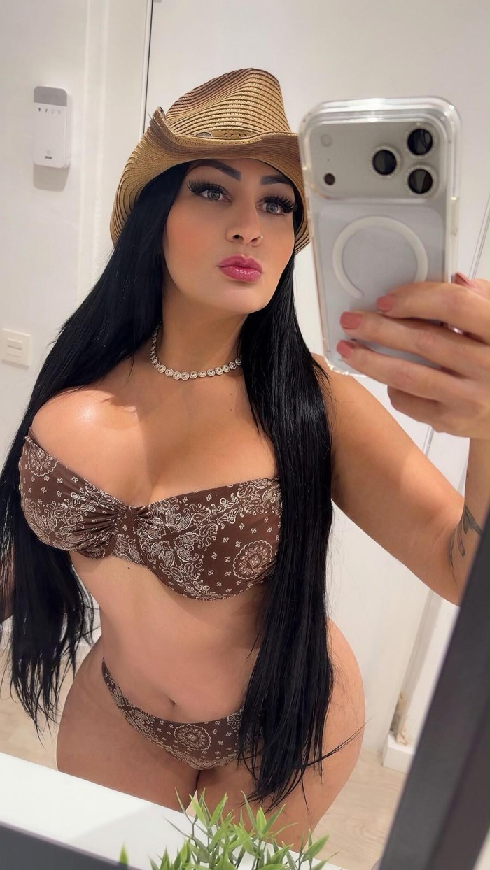 HERMOSA Y SENSUAL BELLEZA LATINA RECIEN LLAGADA A CORDOBA