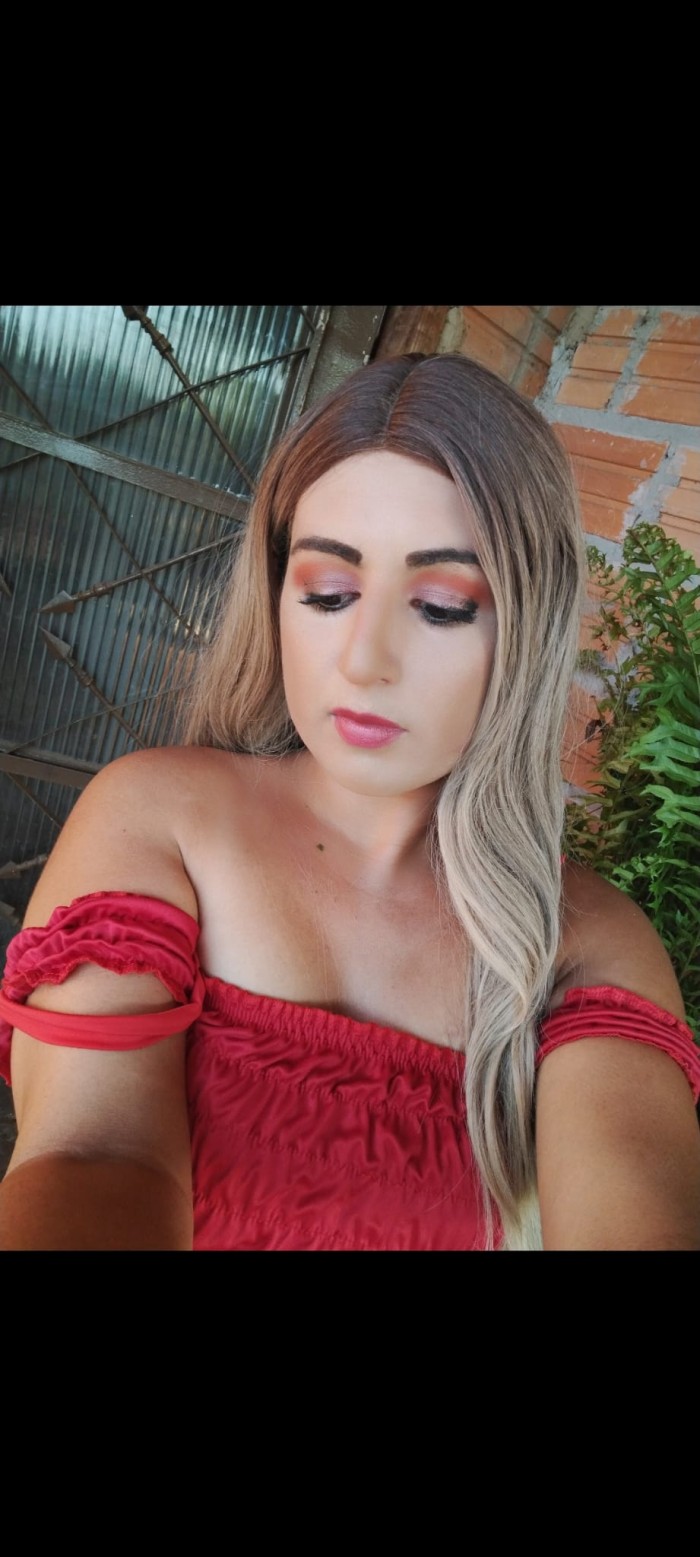 Leidy fiestera recién llegada