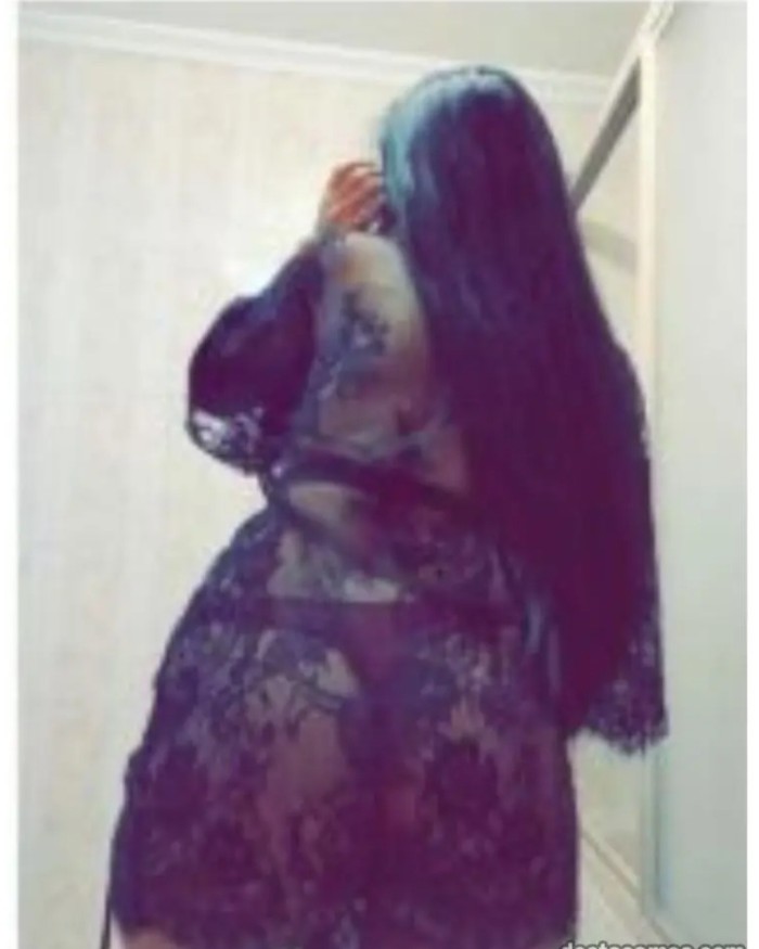 Tailandesa masajista profesional terapeuta y mas