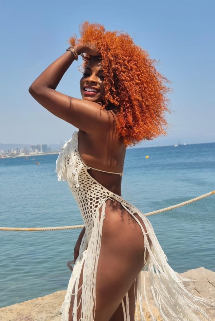 De paso por San antonio…Guapisima morena fiestera y con espíritu aventurero