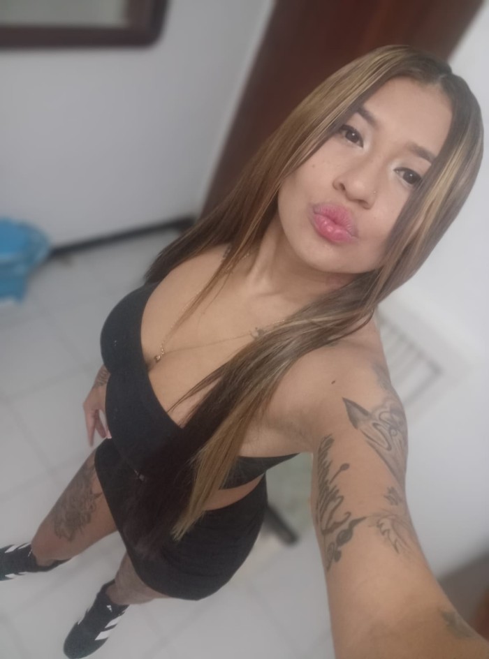 PUTA REAL MÉRIDA COLOMBIANA DE 24 AÑOS FIESTERA 24