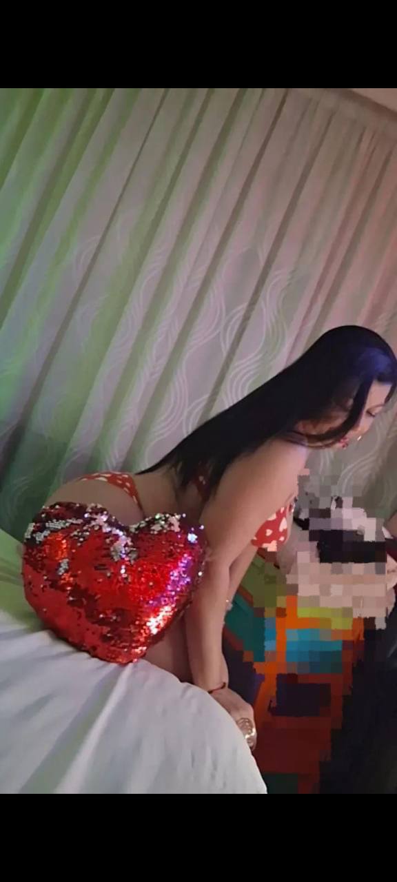 Brasileña caliente, Reina del sexo cachonda y fies