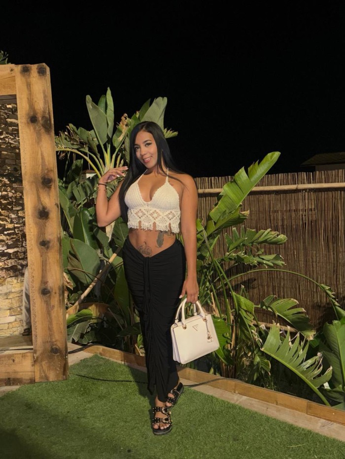 LATINA GUAPA Y CALIENTE NUEVA EN ORIHUELA! 24H