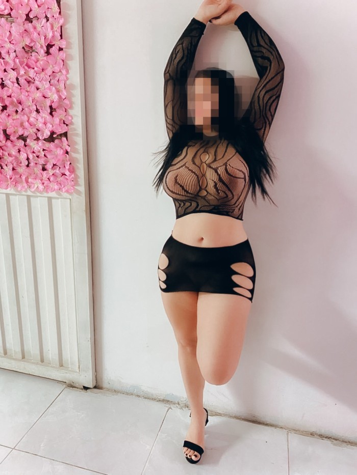 NUEVA EN LA ZONA – JOVEN MUY VICIOSA Y ENTREGADA