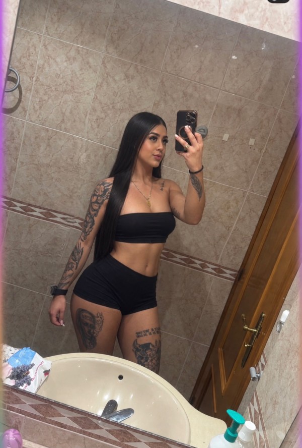 EN AGUADULCE ENCANTADORA TRANS DISPUESTA A DISFRUT