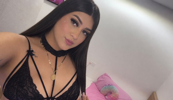 EN AGUADULCE  ENCANTADORA TRANS DISPUESTA A DISFRUT