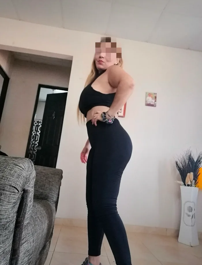 LINA,COLOMBIANA MORBOSA Y MUY GUARRA EN LA CAMA