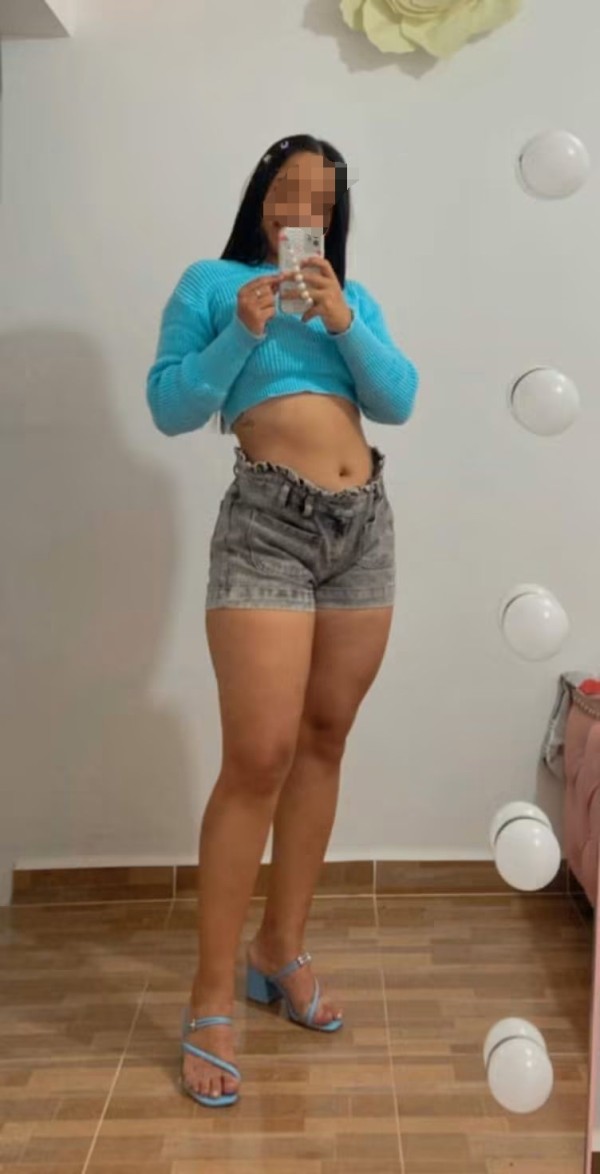 Ama Fiestera chica jovencita buen rollo