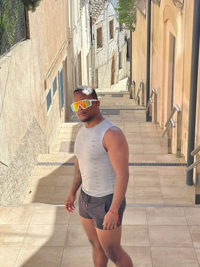 LATINO MORENO XXL REALES DE PASO POR TU ISLA PALMA DE MALLORCA