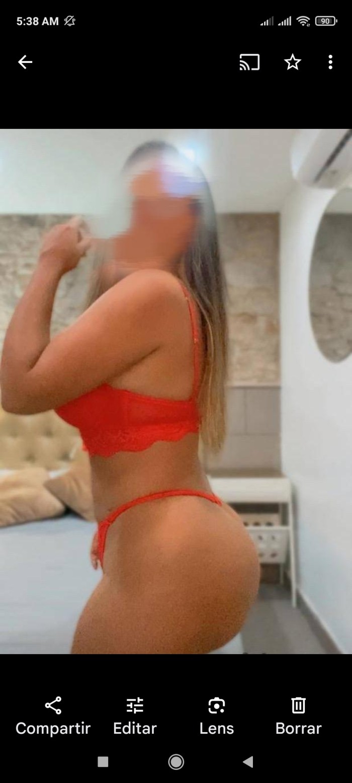 Tu coño apretadito sin rollos te espero