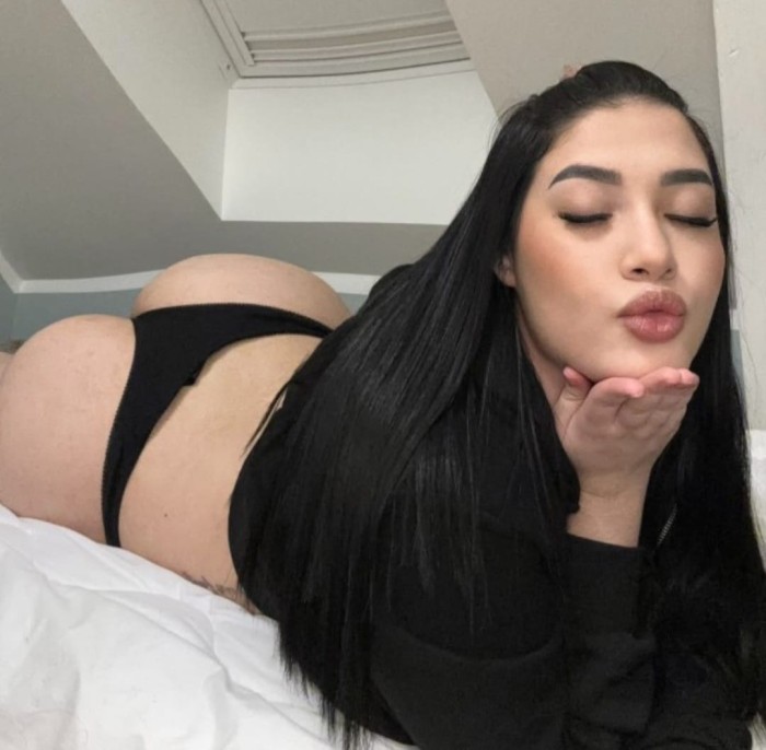 Quiero polla la noche entera, dame, soy fiestera