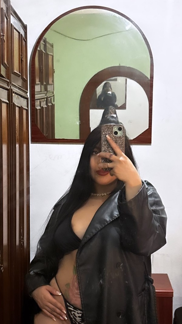 NICOL COLOMBIANA JOVENCITA ALEGRE Y CACHONDA