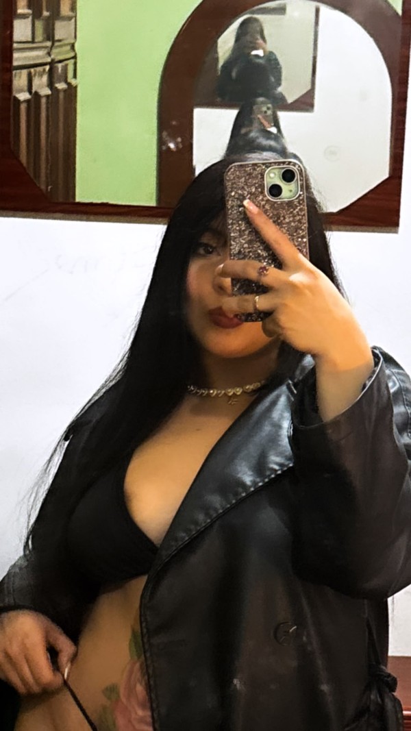 NICOL COLOMBIANA JOVENCITA ALEGRE Y CACHONDA