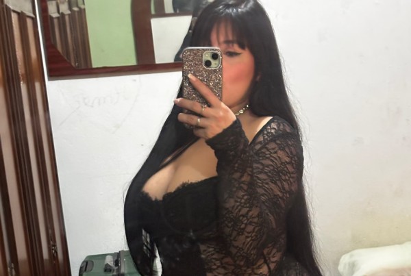 NICOL COLOMBIANA JOVENCITA ALEGRE Y CACHONDA