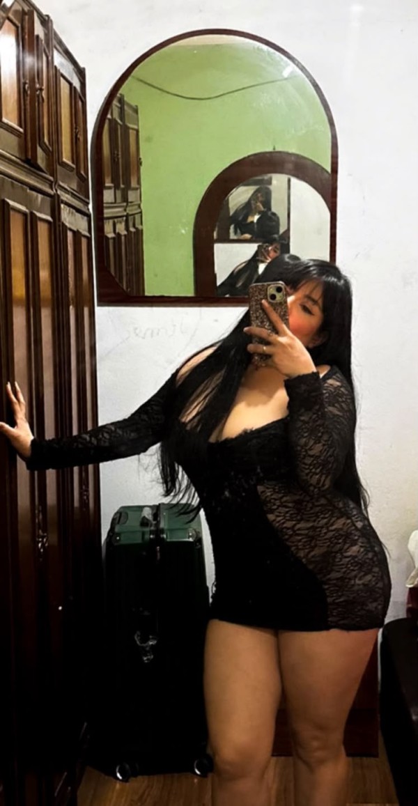 NICOL COLOMBIANA JOVENCITA ALEGRE Y CACHONDA
