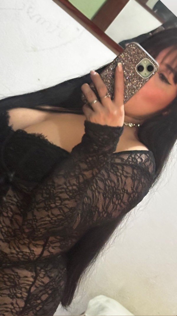 NICOL COLOMBIANA JOVENCITA ALEGRE Y CACHONDA