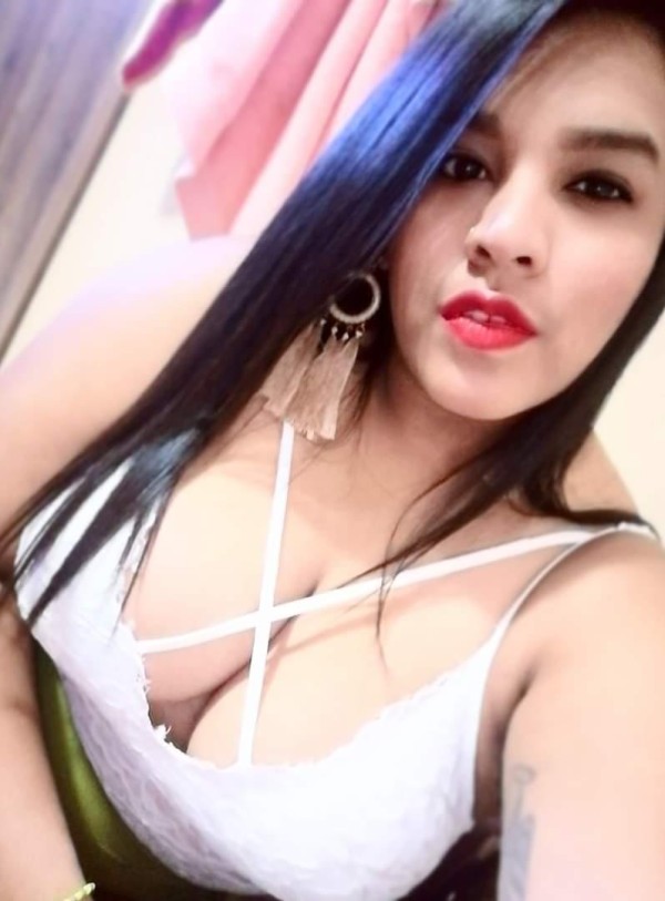 ¡ESTOY DE VUELTA! TE ESPERO MOJADITA PARA QUE ME FOLLES RICO