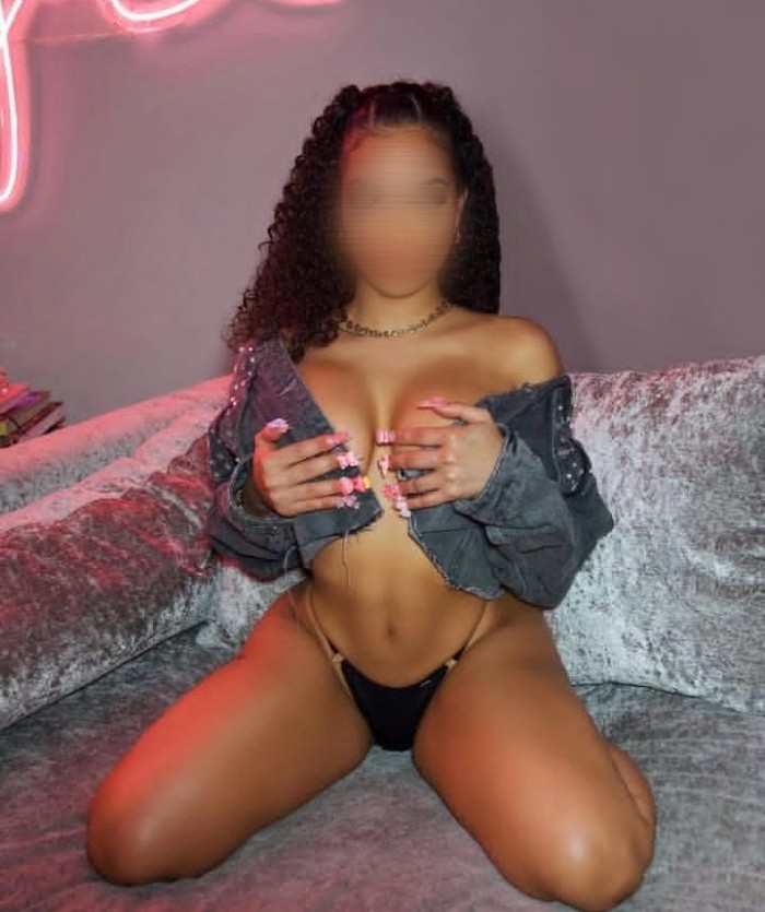 ALINA BRASILEÑA FIT MUY CALIENTE.. VEN A DISFRUTAR