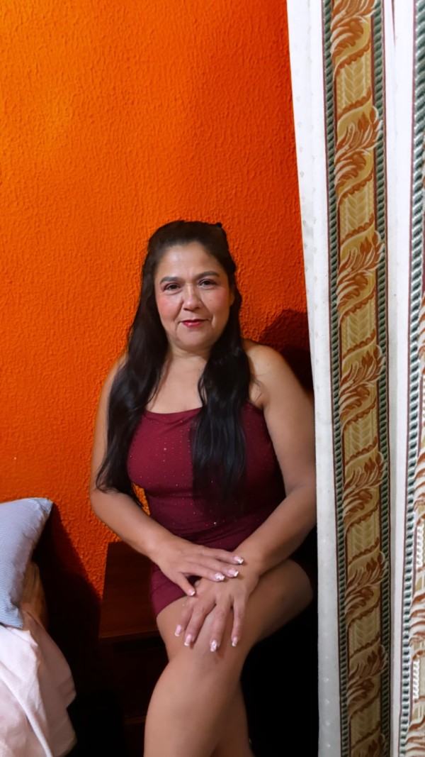 PALOMA MADURITA COLOMBIANA CALIENTE Y FIESTERA