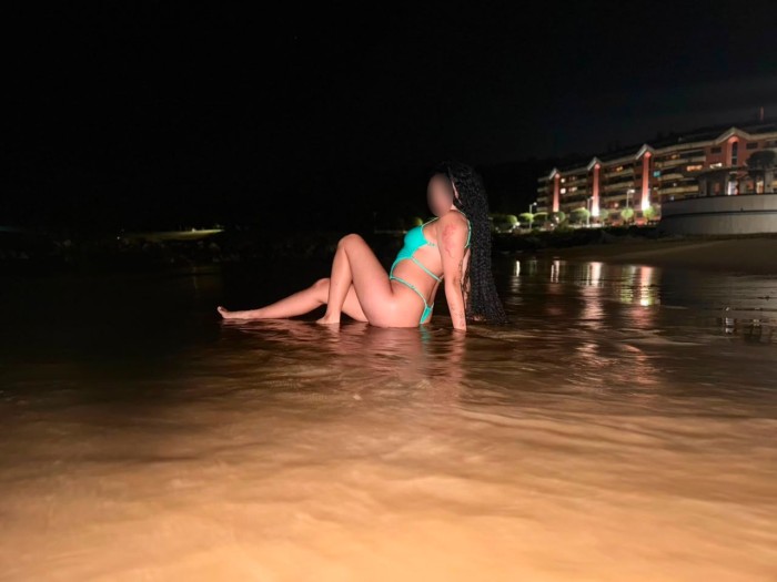 UNA VENEZOLANA CON MUCHO ENCANTO642355739