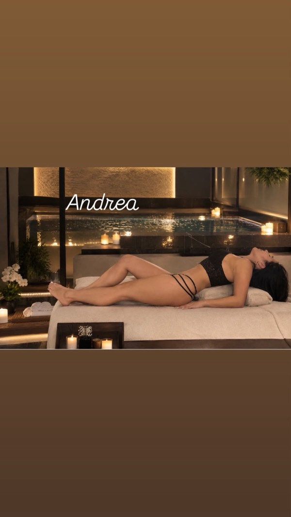 ANDREA & ANA — DOS COLOMBIANAS, UNA CITA ESPECIAL