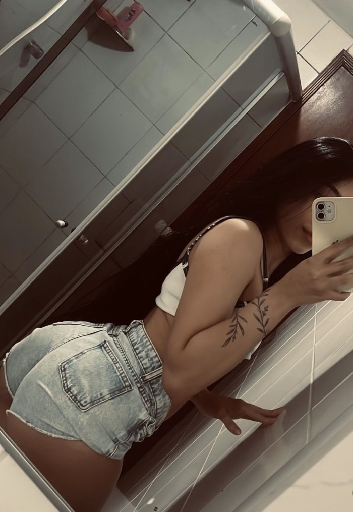 20 AÑITOS , COMPLACIENTE Y PARTICULAR