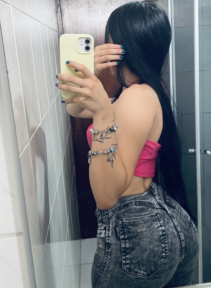 20 AÑITOS , COMPLACIENTE Y PARTICULAR