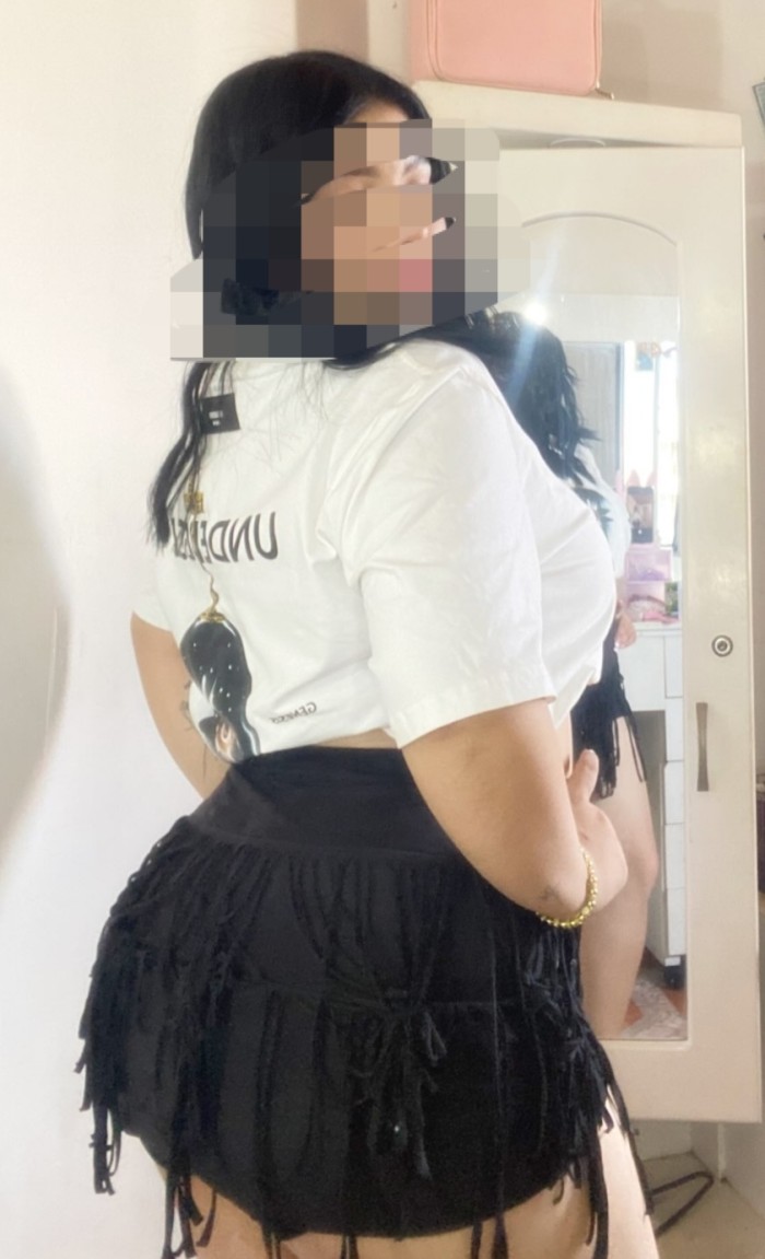 MORENA GUAPA RECIEN LLEGADITA A CUENCA ,FIESTERA