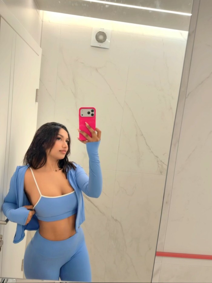 VENEZOLANA SEXUAL DINAMICA Y CARIÑOSA 631370209