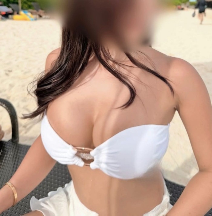 NOVEDAD DANIELA MEGA TETAS UN CUERPO DE ESCÁNDALO