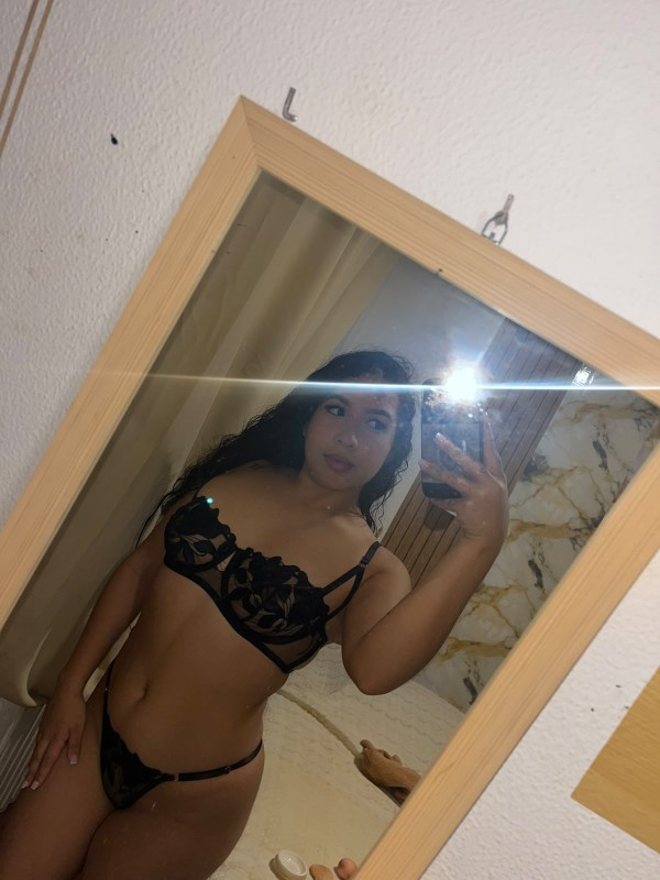 Fiestera y encantadora