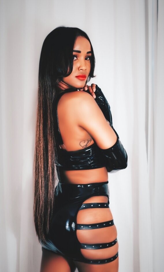 EXOTICA LATINA TRANS MUY FEMENINA NOVEDAD VEN A EXPLORAR ESTE HERMOSO