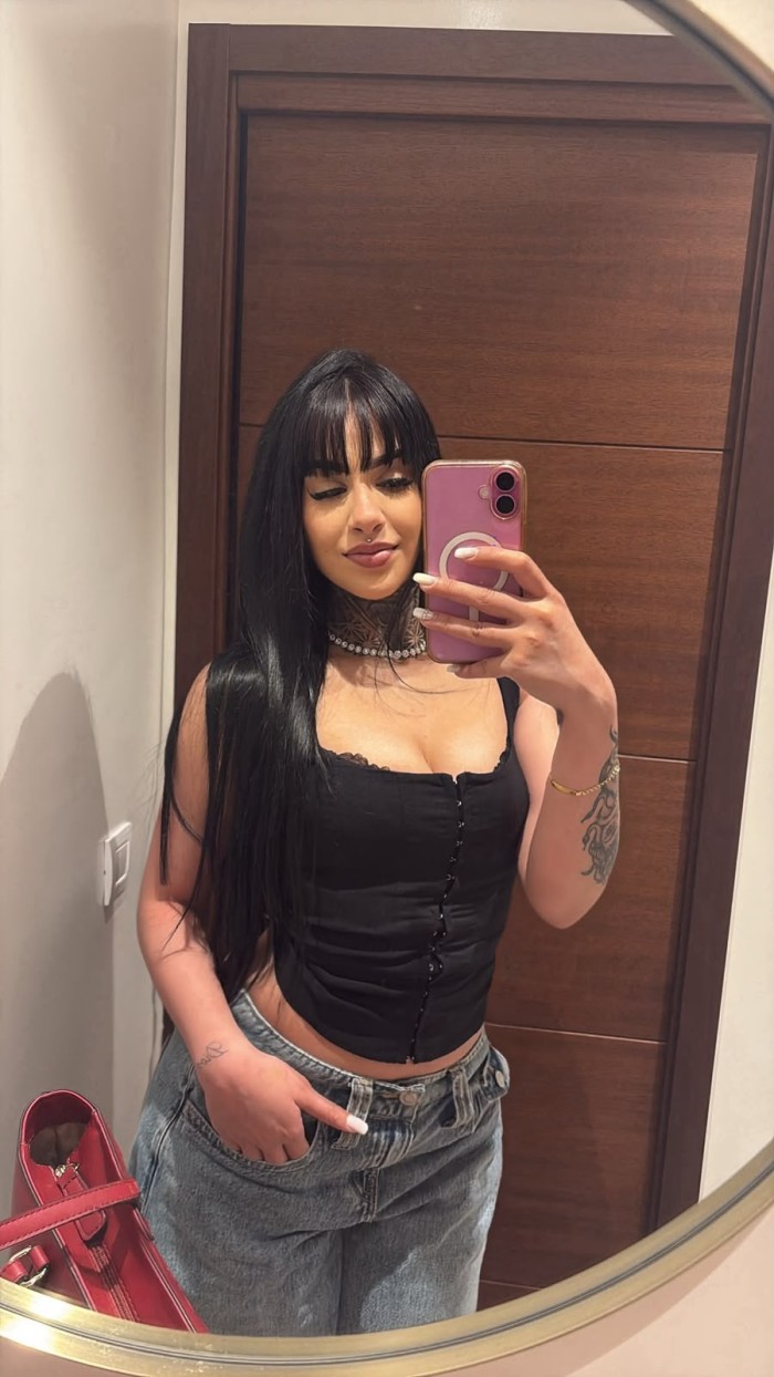 EN TORREVIEJA ESCORT ARDIENTE DESEOSA DE SEXO