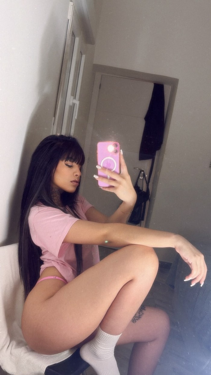 EN TORREVIEJA ESCORT ARDIENTE DESEOSA DE SEXO