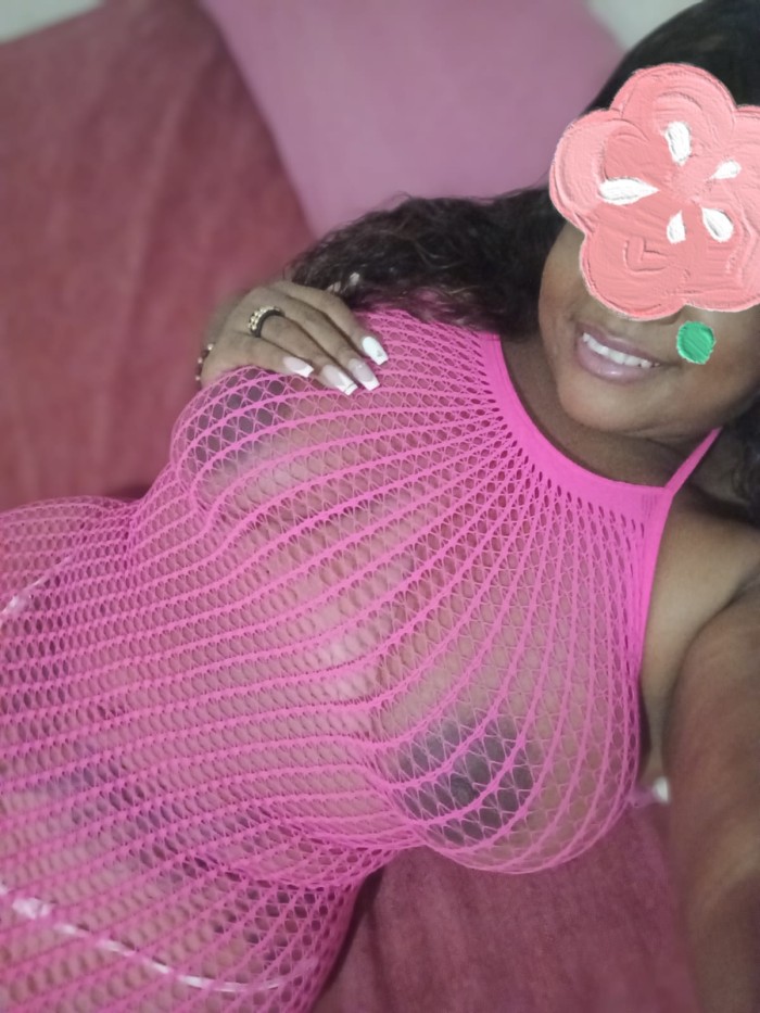 SOY THALIA, COLOMBIANA QUE ENCIENDE TUS NOCHES