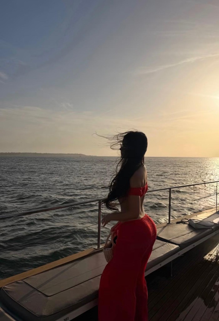 NOVEDAD JOVENCITA ESTUDIANTE ADICTA AL SEXO