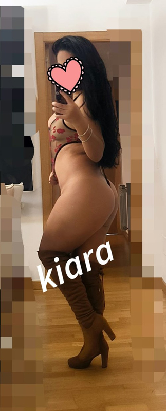 Kiara Bomba de sexo y fiesta ,un encanto latino.
