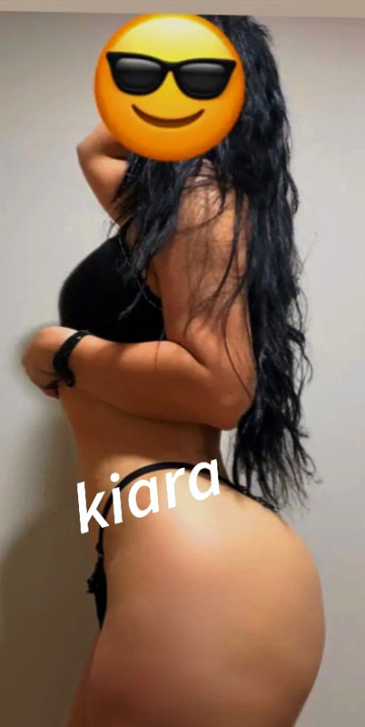 Kiara Bomba de sexo y fiesta ,un encanto latino.