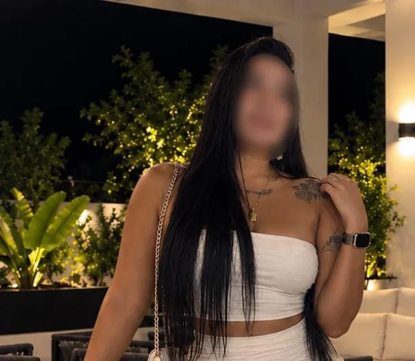 FOGOSA, IMPLICADA Y CACHONDA LATINA,613485154