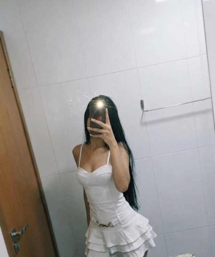 Sara una bella jovencita en Puerto de la Cruz