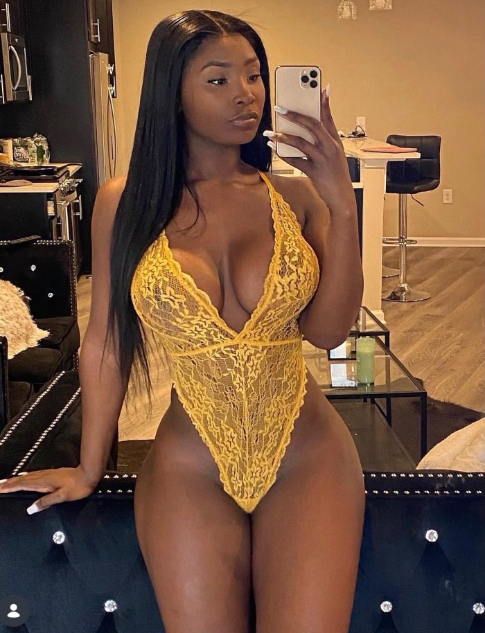 MULATA CON CUERPO DE DIOSA TODO LO QUE DESEAS