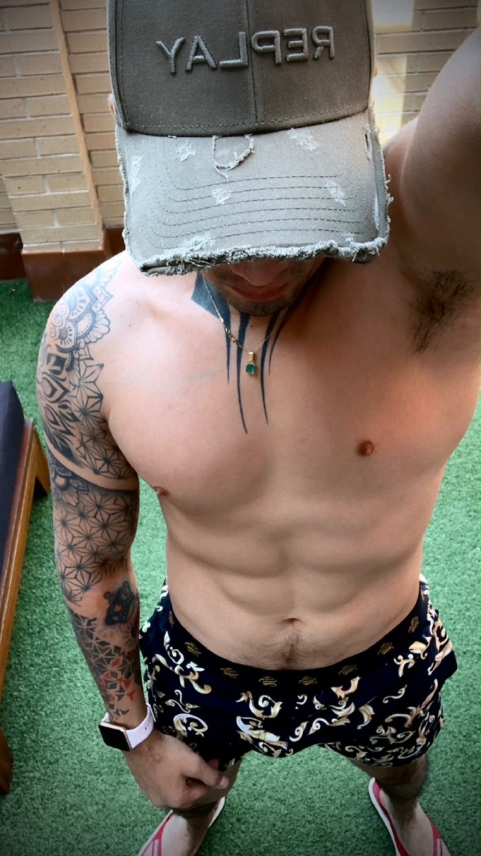 Marcelo colombiano tatuado fiestero cañero