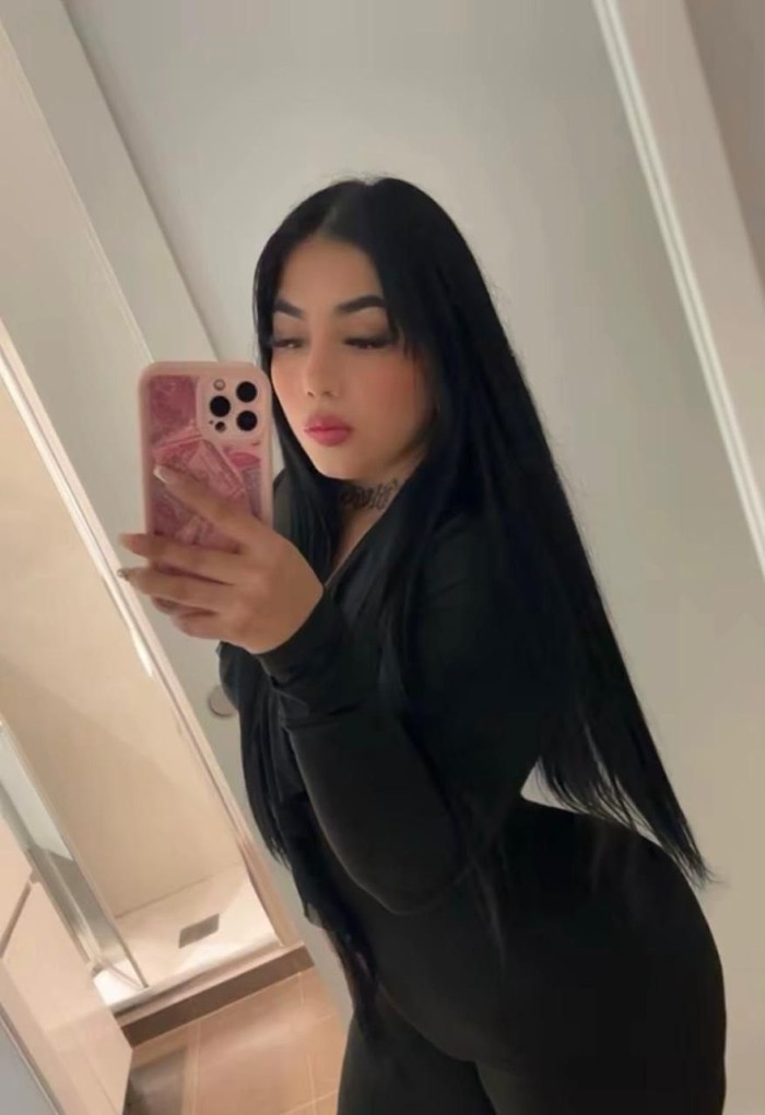 Cami latina rica bomba full complaciente polvo 25€
