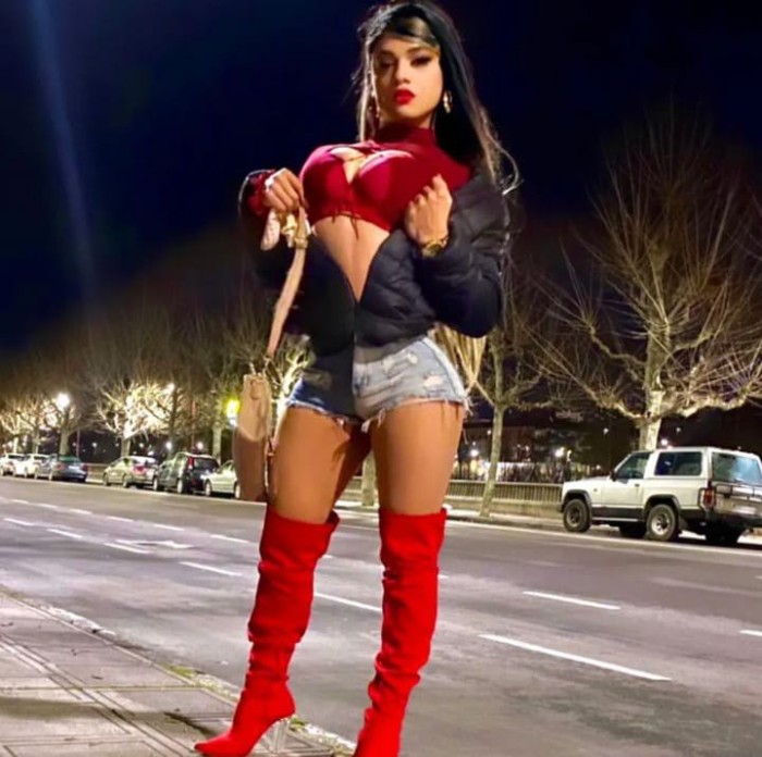 NOVEDAD TU ARDIENTE CHICA TRANS CACHONDA 674268608