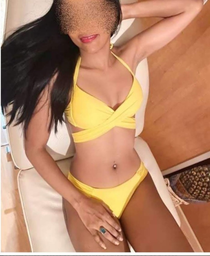 Estupenda DOMINICANA toda una diosa y lujuria PARA TI LLÁMAME
