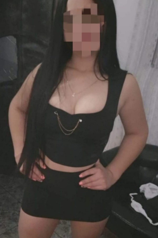 DANIELA NUEVAMENTE EN FUENLABRADA VICIOSA, CALIENTE Y GUARRA