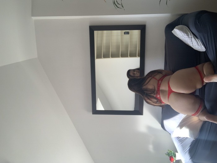 TRATO DE NOVIA, JUEGO DE ROL, PLACER Y FIESTA
